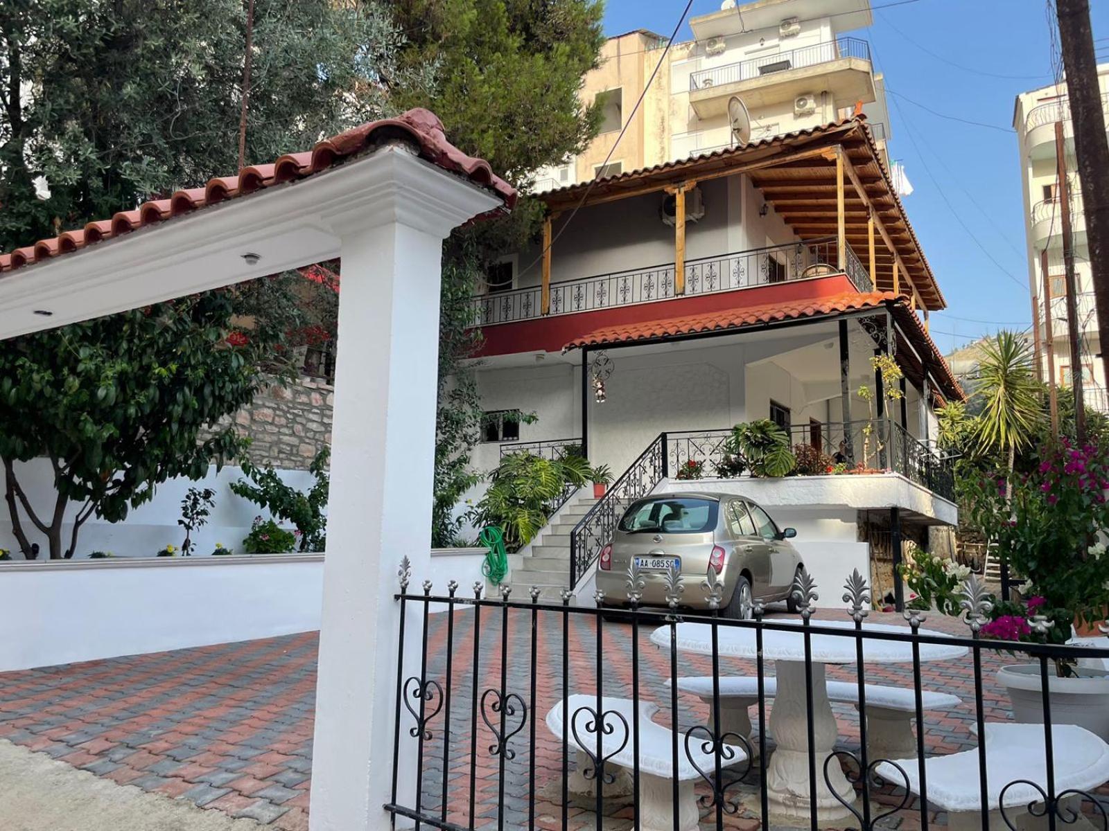 Kejsi Apartaments Sarandë Exteriör bild